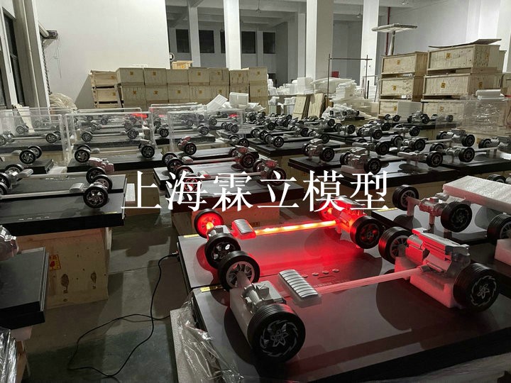 廣汽豐田批量定制1m四驅系統車(chē)模